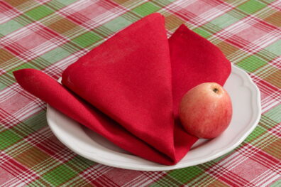 Serviette metis rouge.