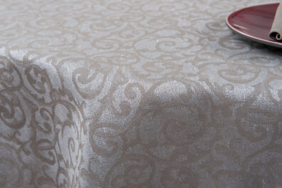 Jacquard en bel motif de fleur avec fils de lurex