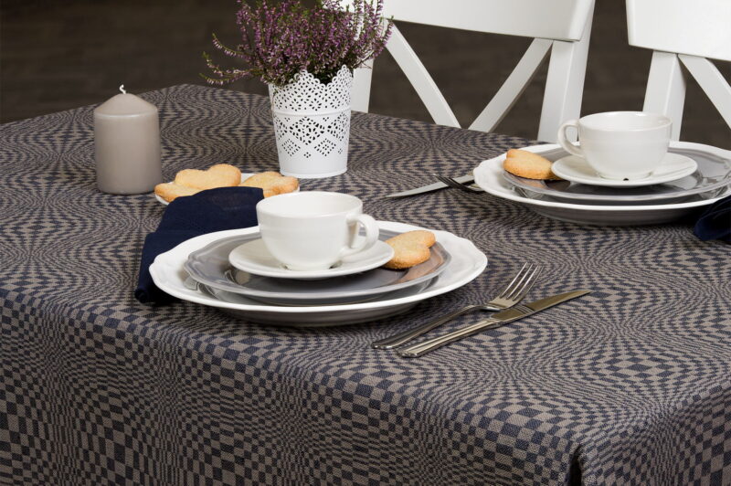 Nappe de lin coton bleu foncé en design en l’affect à carreaux 3D.