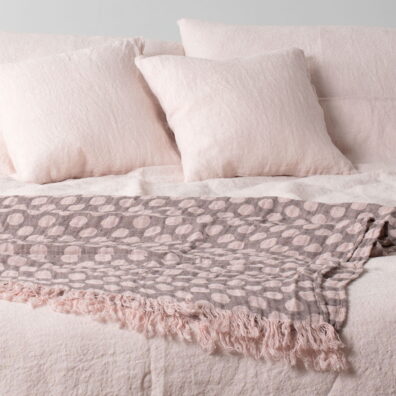 Plaid de lin lave en Jacquard bulles.