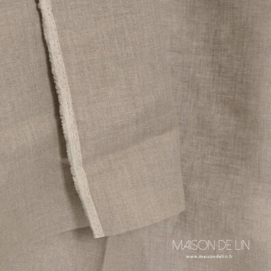 Tissu de lin naturel, poids moyen.