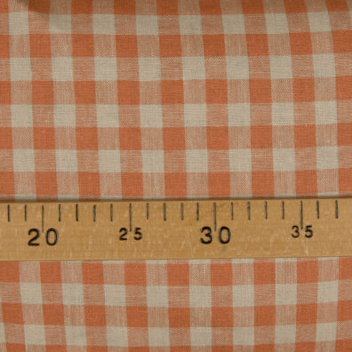 Largeur des carreaux 1,5cm x 1,5cm. Largeur de tissu 180cm.