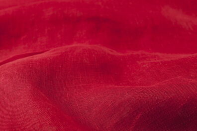 Tissu de lin transparent en couleur vrai rouge