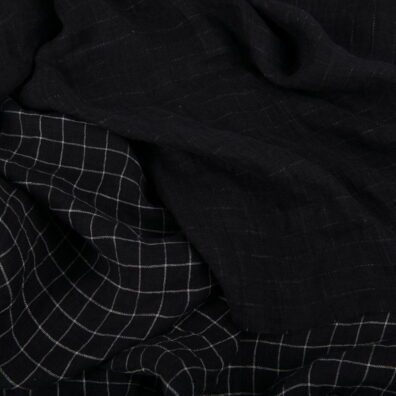 Tissu noir lin lavé à carreaux blancs