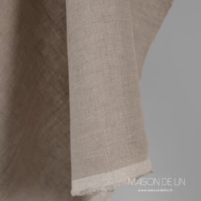 Tissu solid de lin naturel, poids leger.