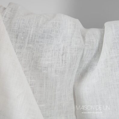 Tissu lin blanc casse solid,épais.