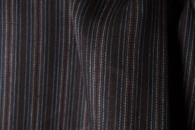 Tissu noir de lin en rayures multicolores