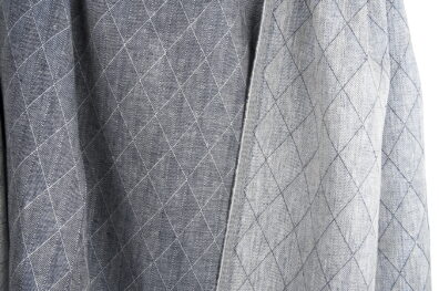 Tissu bleu de lin double face à rhombes