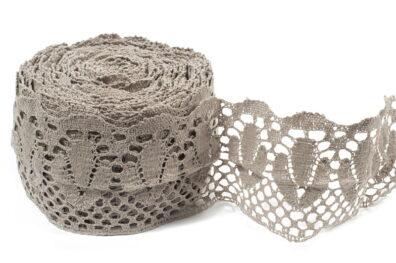 Dentelle naturelle de lin en largeur 13cm. No 30