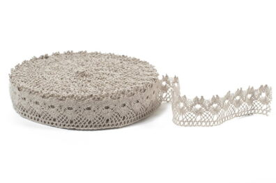 Dentelle naturelle de lin No 8