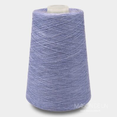 Fils de lin bleu lavande.