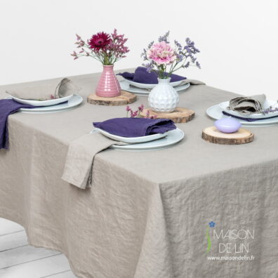 Nappe de lin en tailles differentes.
