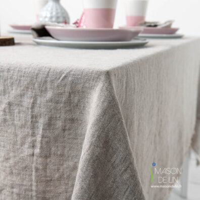 Nappe de lin double face.