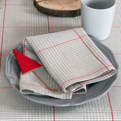 Serviette beige en lin coton.