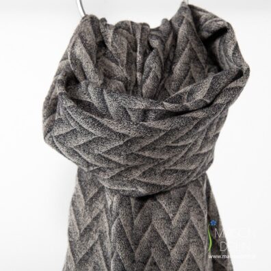 Zigzag écharpe lin gris avec laine.