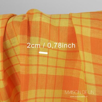 Tissu orange et jaune, lin, carreaux 2cm..