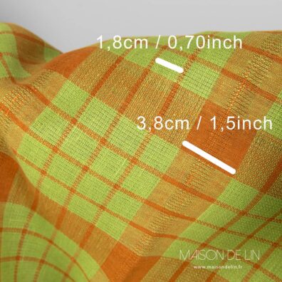 Tissu vert lin et orange a carreaux 3cm.