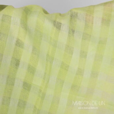 Tissu transparent de lin laitue à carreaux.