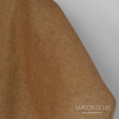 Lin brun en design.