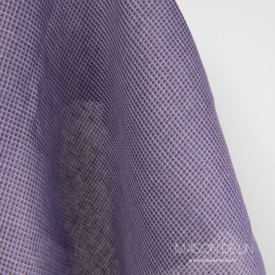Lin gaufré couleur violet en petites carreaux.