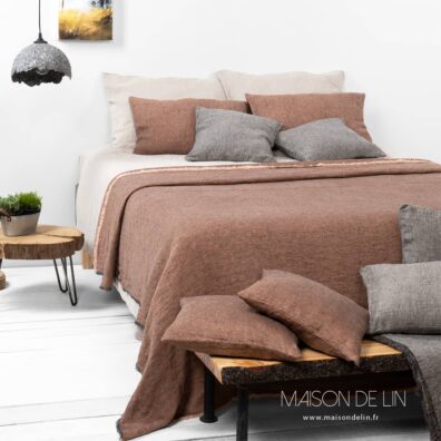Dessus de lit lin brun orange.
