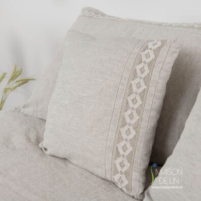 Linge de lit beige Taie d`oreiller.