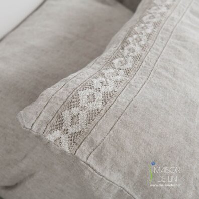 Linge de lit beige Taie d`oreiller.