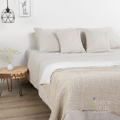 Linge de lit beige de lin coton collection "Vingo".