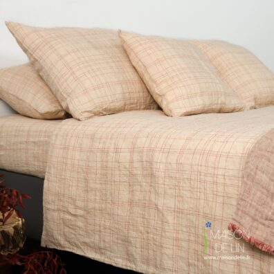 Linge de lit lin lavé housse de couette ocre a carreaux.
