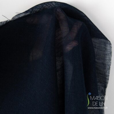 Tissu gaze lin bleu.