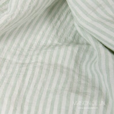 Tissu lin rayures vertes et blanc cassé, lavé en largeur pour rideaux, linge de lit.