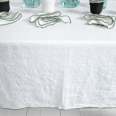 nappe lin lave avec decorative babylock vert.