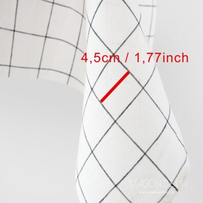 Tissu lin blanc cassé à carreaux 4.5cm. noir