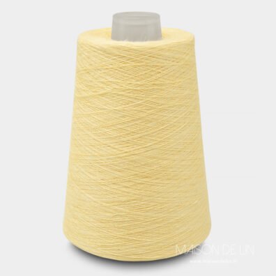 fils de lin jaune clair.