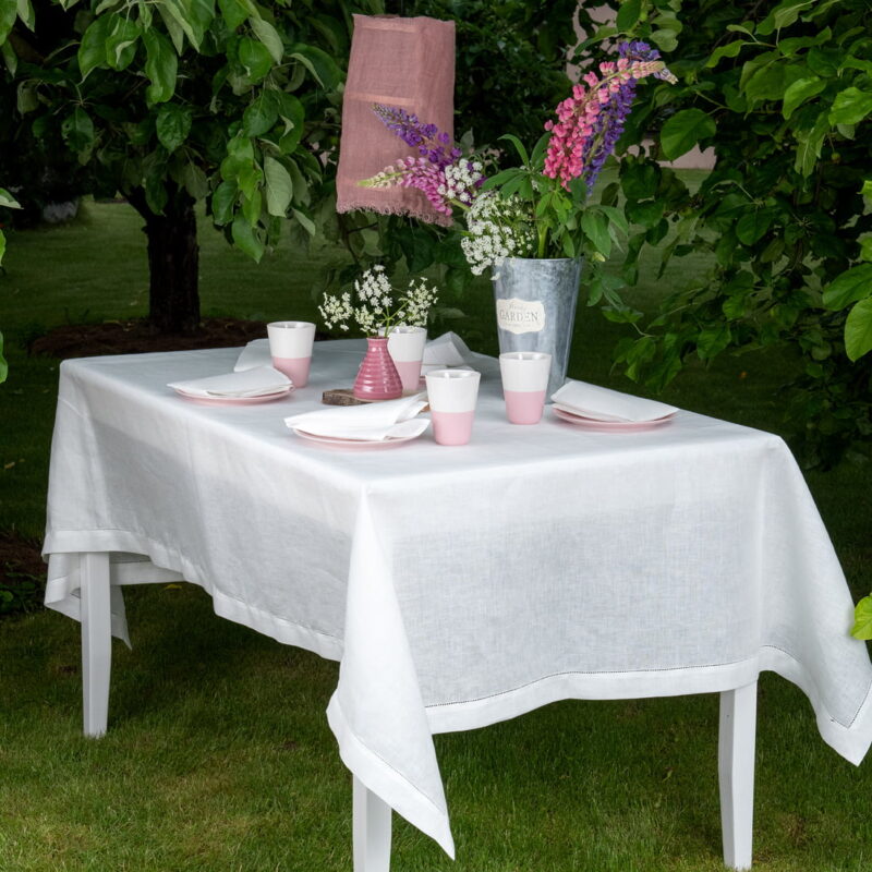 nappe lin en blanc cassé